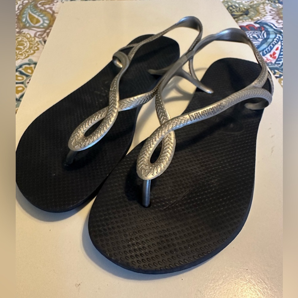 Havaianas Women’s Black & Silver Twist Flip Flop Sandals sz 11/12